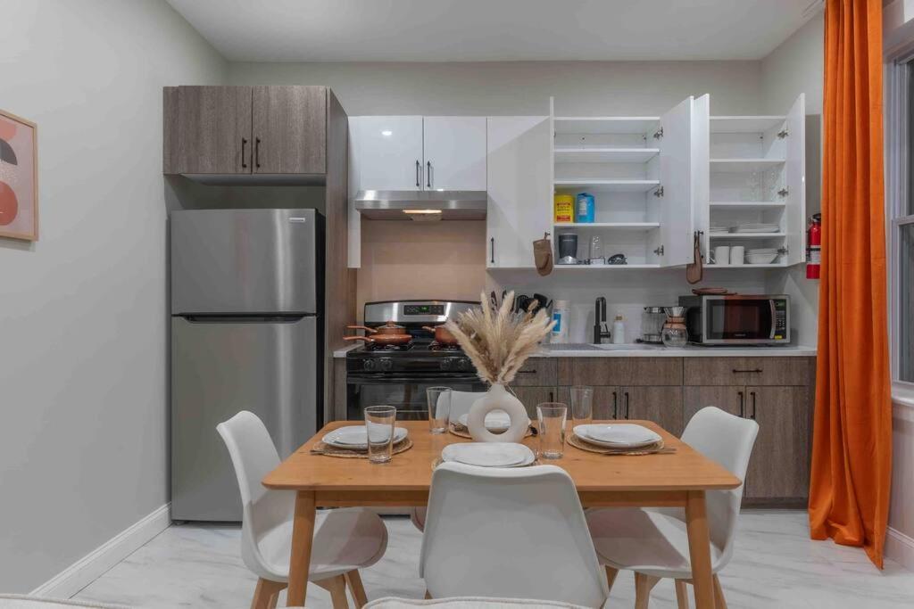 纽瓦克Pumpkin Premise By Airport, 5 Beds, Sleeps 8, Book 7 Days, Get 20 Percent Off公寓 外观 照片