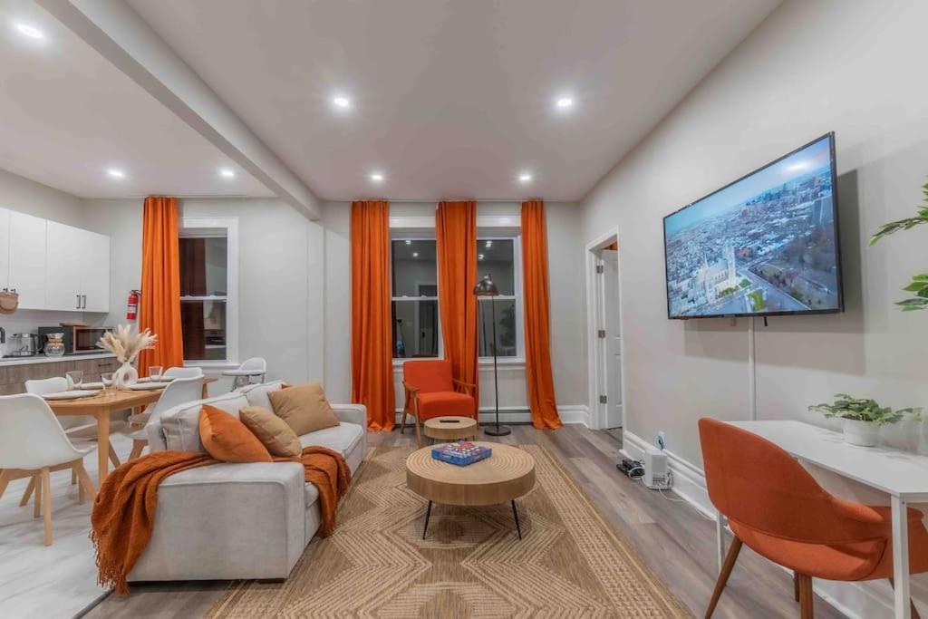 纽瓦克Pumpkin Premise By Airport, 5 Beds, Sleeps 8, Book 7 Days, Get 20 Percent Off公寓 外观 照片